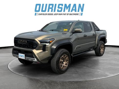 Used 2026 Toyota Tacoma 4x4 Double Cab Hybrid w/ Tow Tech Package image 2