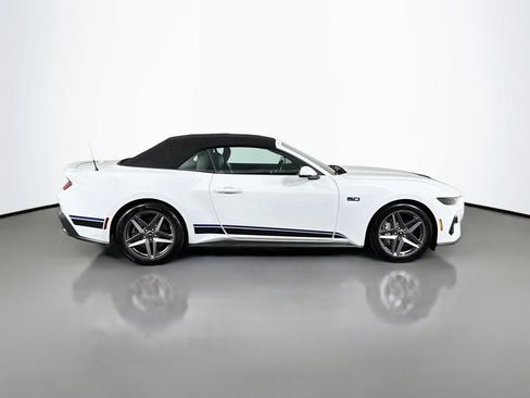 Used 2025 Ford Mustang GT Premium RWD image 8