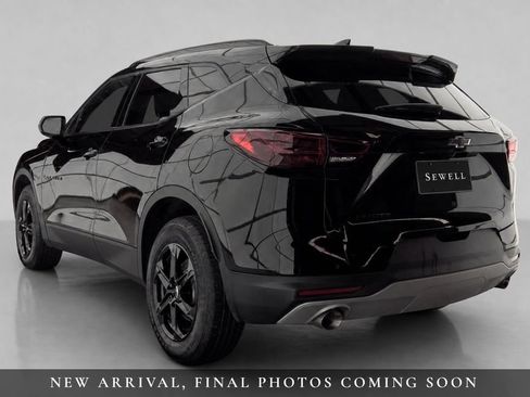 Used 2024 Chevrolet Blazer LT w/ Midnight/Sport Edition FWD image 10