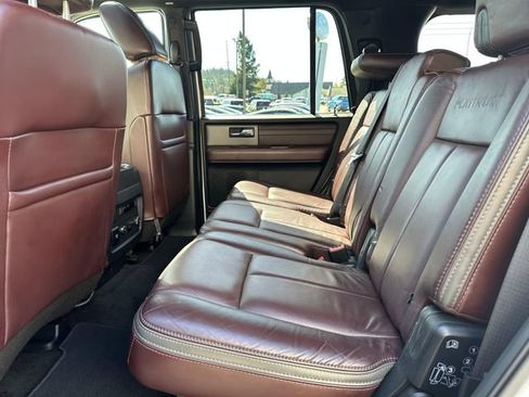 Used 2016 Ford Expedition Platinum AWD/4WD image 19