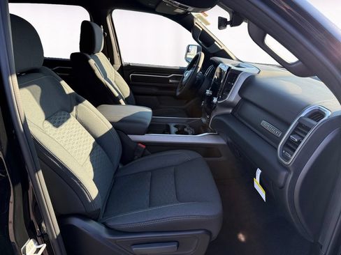 New 2026 RAM 1500 Big Horn AWD/4WD image 15