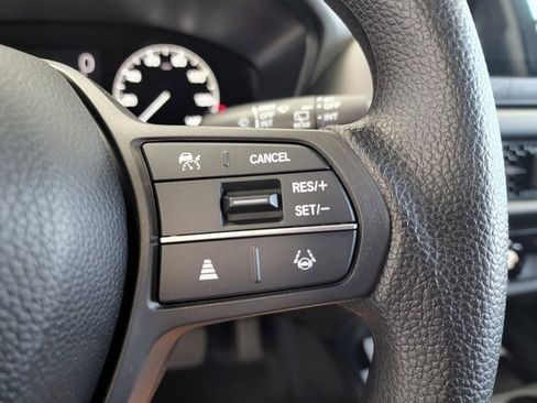 Used 2025 Honda HR-V LX image 21