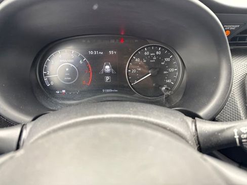 Used 2021 Nissan Kicks SV FWD image 10