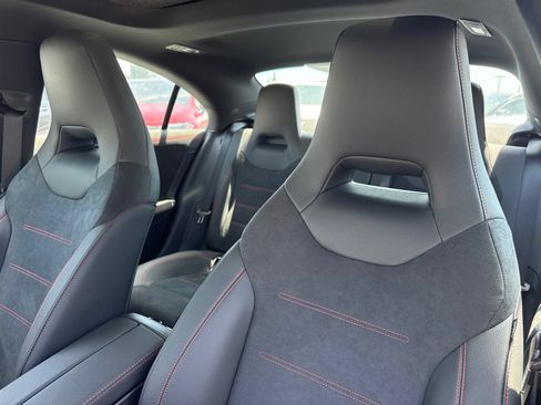 Used 2025 Mercedes-Benz CLA 250 image 19