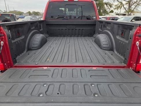 Used 2022 Ford F250 Lariat w/ Black Appearance Package AWD/4WD image 12