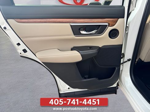 Used 2017 Honda CR-V Touring image 38