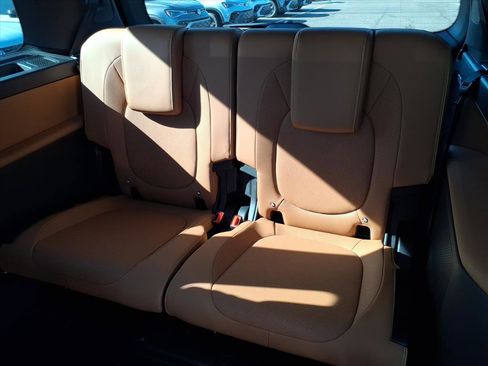 New 2025 Volkswagen ID. Buzz Pro S Plus image 13