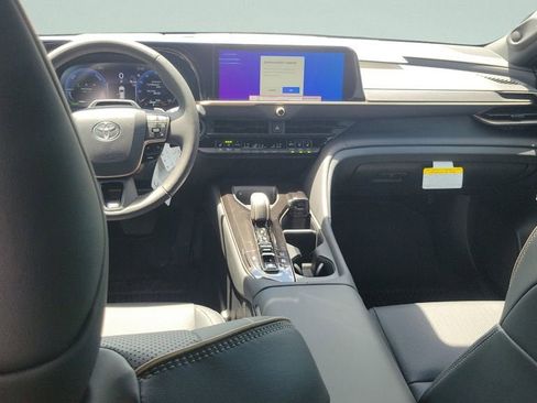 New 2026 Toyota Crown Signia AWD/4WD image 9