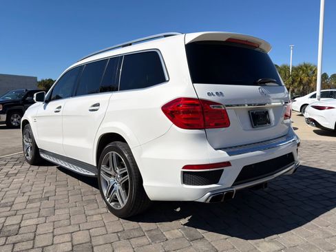 Used 2014 Mercedes-Benz GL 63 AMG 4MATIC image 11