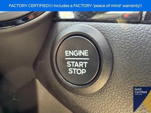 Certified 2025 Ford Escape ST-Line Select AWD/4WD image 42