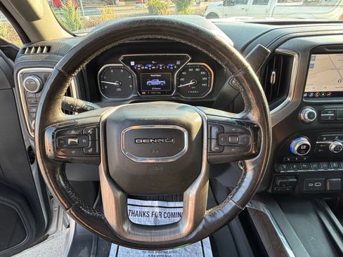 Used 2021 GMC Sierra 2500 Denali w/ Denali Ultimate Package AWD/4WD image 16