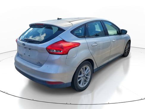 Used 2016 Ford Focus SE image 5