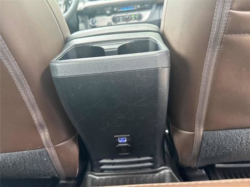 Used 2018 Toyota Tacoma Limited RWD image 29