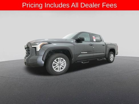 New 2026 Toyota Tundra SR5 AWD/4WD image 17