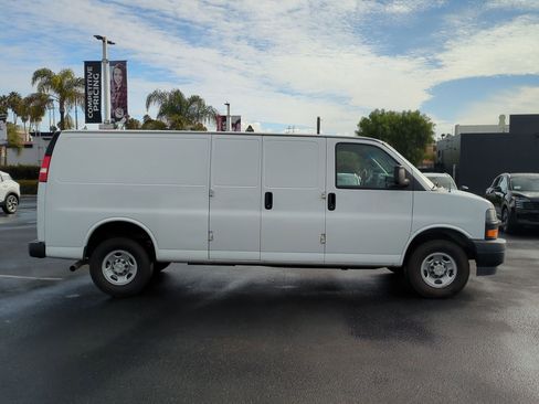 Used 2022 Chevrolet Express 2500 Extended w/ Driver Convenience Package image 6