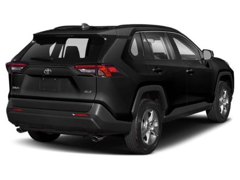Used 2019 Toyota RAV4 XLE Premium image 2