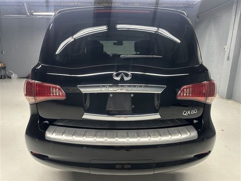 Used 2016 INFINITI QX80 4WD w/ Deluxe Technology Package image 11
