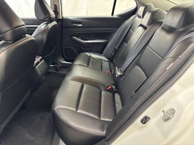 Used 2023 Nissan Altima 2.5 SR w/ SR Premium Package FWD image 13