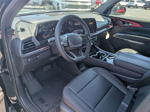 New 2026 Chevrolet Traverse Z71 w/ Driver Confidence Package AWD/4WD image 12