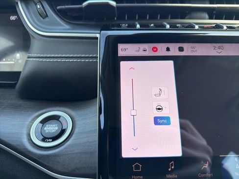 Used 2023 Jeep Grand Cherokee L Limited image 27