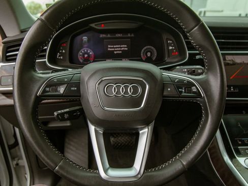 Used 2020 Audi Q8 Premium Plus w/ Premium Plus Package AWD/4WD image 18