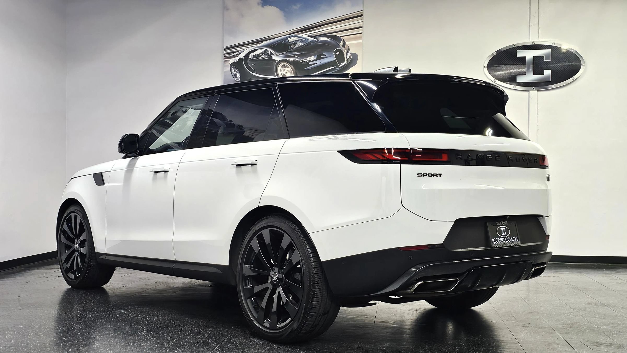 Used 2023 Land Rover Range Rover Sport SE AWD/4WD image 26