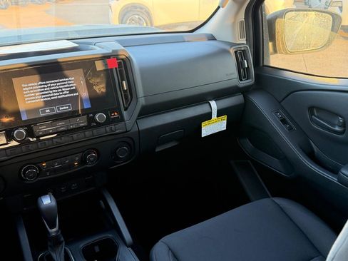 New 2026 Nissan Frontier S image 9