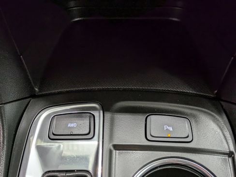 Used 2023 Chevrolet Equinox LT AWD/4WD image 33