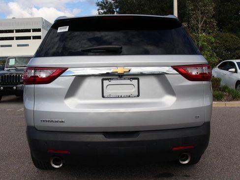 Used 2020 Chevrolet Traverse LT image 6
