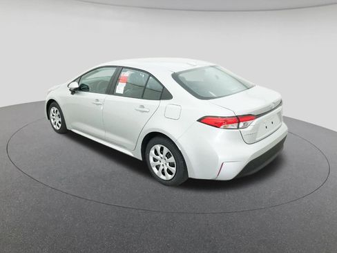 New 2026 Toyota Corolla LE image 5