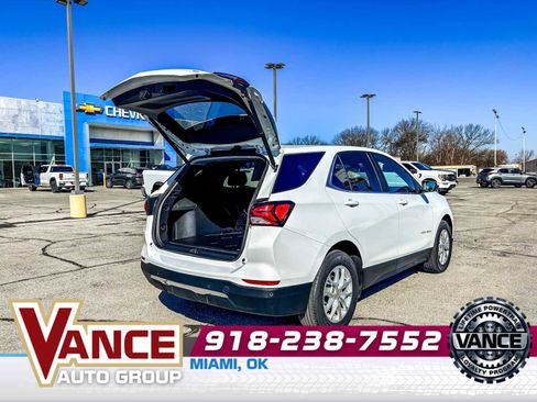 Used 2024 Chevrolet Equinox LT w/ LPO, Floor Liner Package image 17