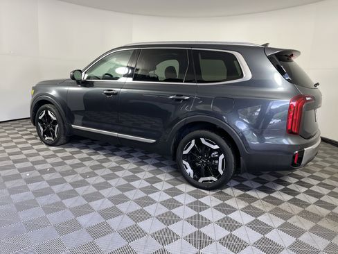 Used 2024 Kia Telluride S w/ S Sunroof Package AWD/4WD image 2