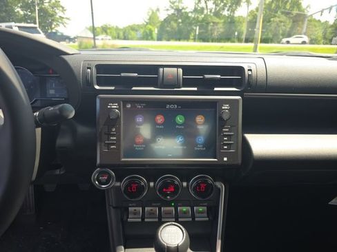 New 2025 Toyota GR86 Base image 12