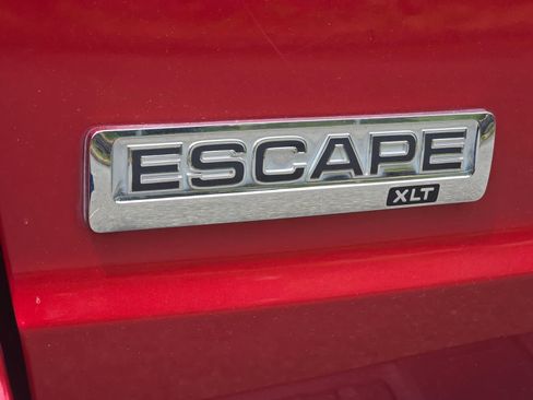 Used 2012 Ford Escape XLT AWD/4WD image 6