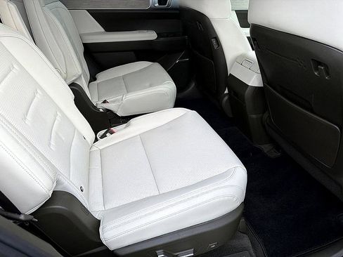 Certified 2025 Hyundai Santa Fe Calligraphy image 23