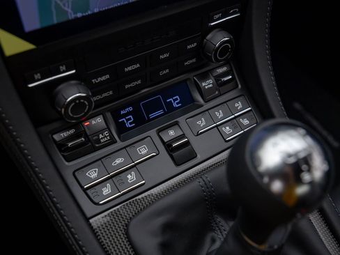 New 2025 Porsche 718 Cayman image 21