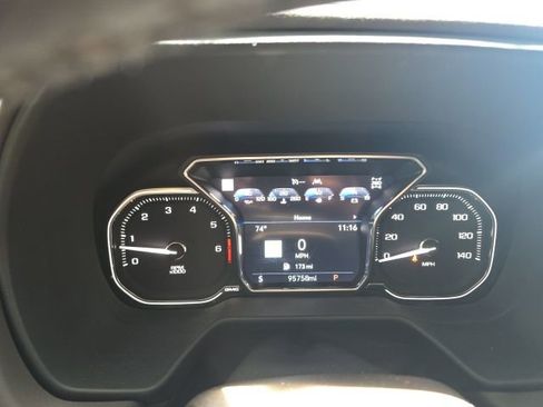 Used 2021 GMC Yukon SLT w/ SLT Premium Package image 11