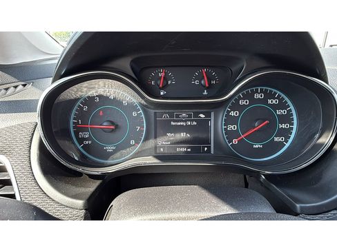 Used 2017 Chevrolet Cruze LT FWD image 24