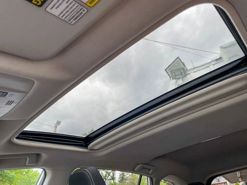 Used 2013 Toyota RAV4 XLE AWD/4WD image 25