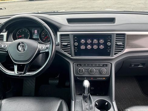 Used 2018 Volkswagen Atlas SE image 15