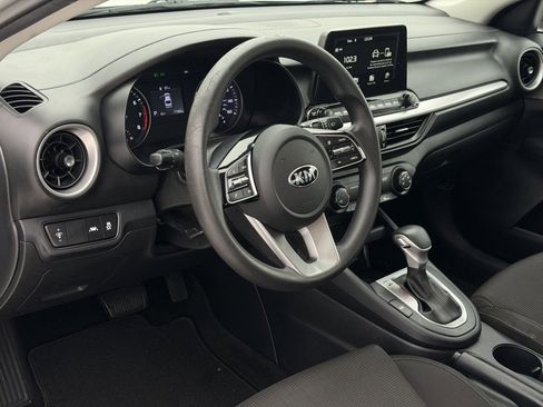 Used 2021 Kia Forte LXS image 13