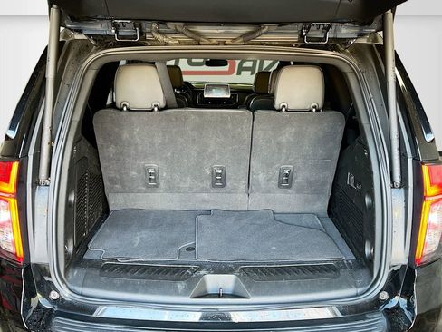 Used 2023 Chevrolet Tahoe LT w/ LT Signature Plus Package image 29