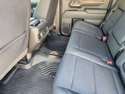 Used 2025 Chevrolet Silverado 2500 LT w/ Trail Boss Package AWD/4WD image 30
