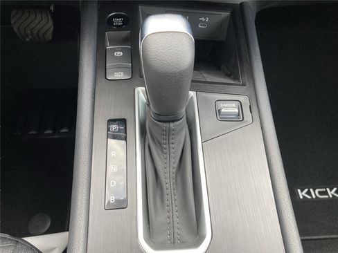 New 2026 Nissan Kicks SV w/ Cold Weather Package FWD image 11