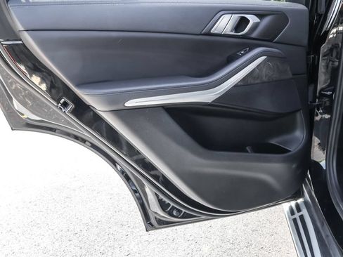 Used 2022 BMW X5 xDrive40i AWD/4WD image 32