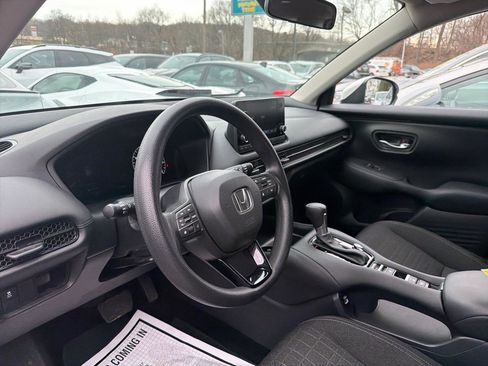 Used 2023 Honda HR-V LX image 16