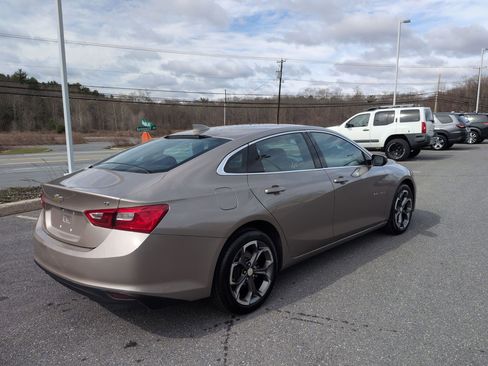 Used 2023 Chevrolet Malibu LT image 5