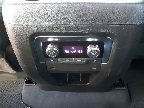 Used 2025 GMC Yukon Denali image 21