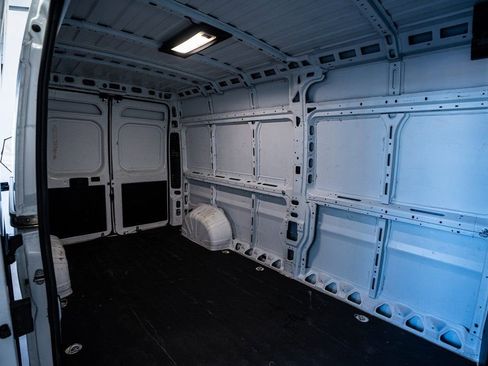 Used 2023 RAM ProMaster 2500 image 37