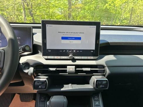 New 2026 Toyota RAV4 LE AWD/4WD image 19